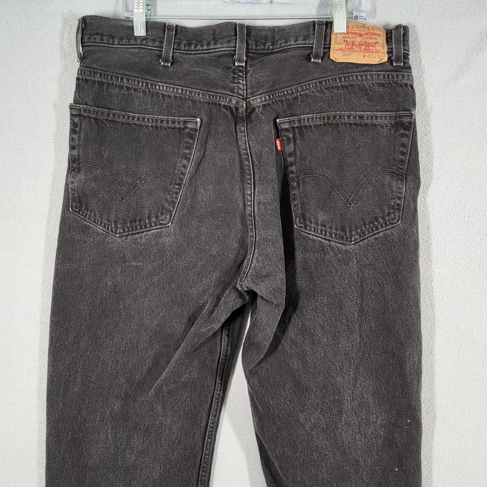 Levi's 550 Jeans Men's 40x32 Black Denim Relaxed Fit Washed Distressed Pockets C